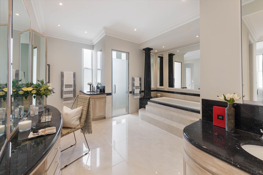 Additional image 17 of 8 bed detached house to rentUpper Phillimore Gardens, Kensington, London W8