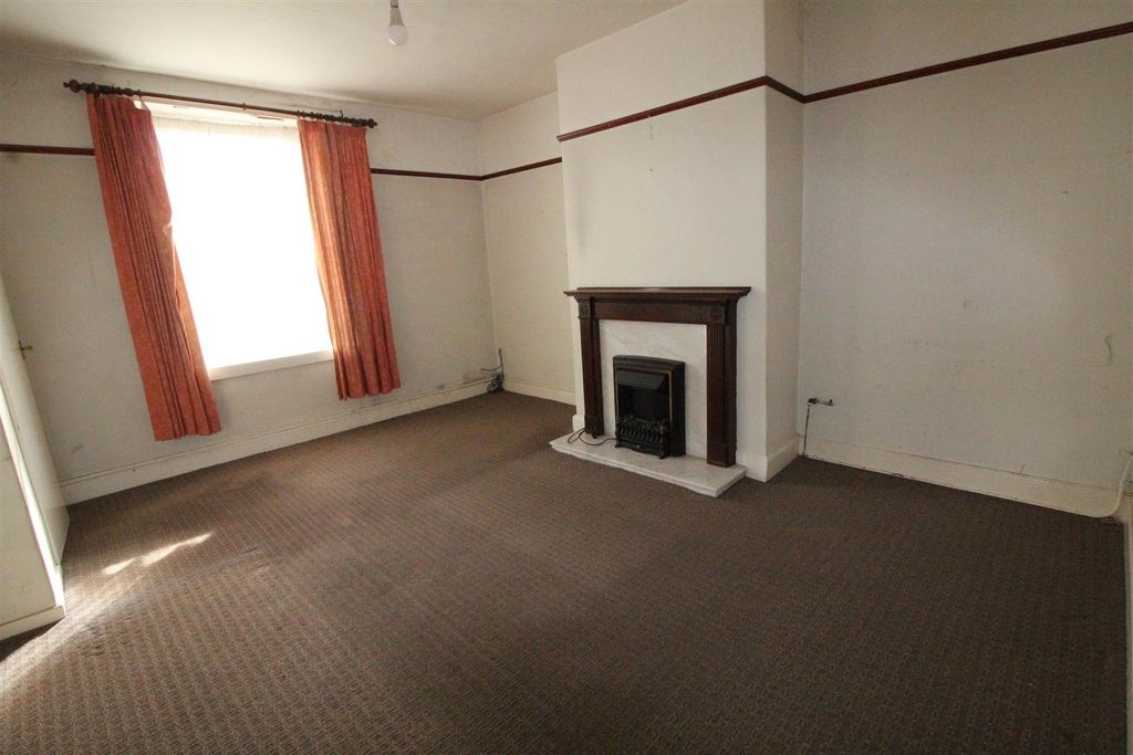 Property photo 2 of 8 Img_2744.Jpg