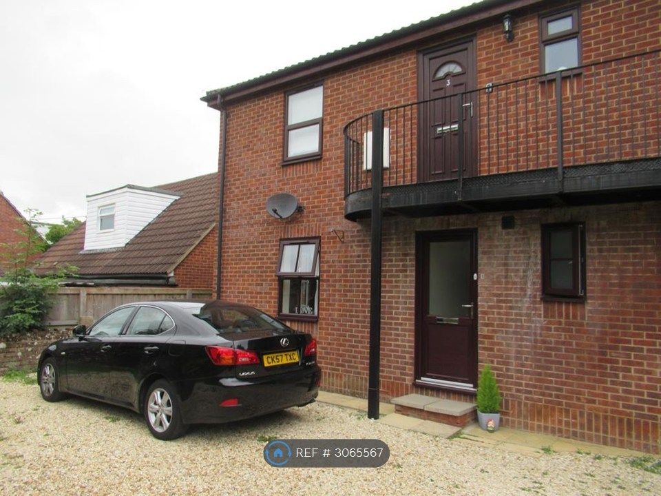 Property photo 2 of 10