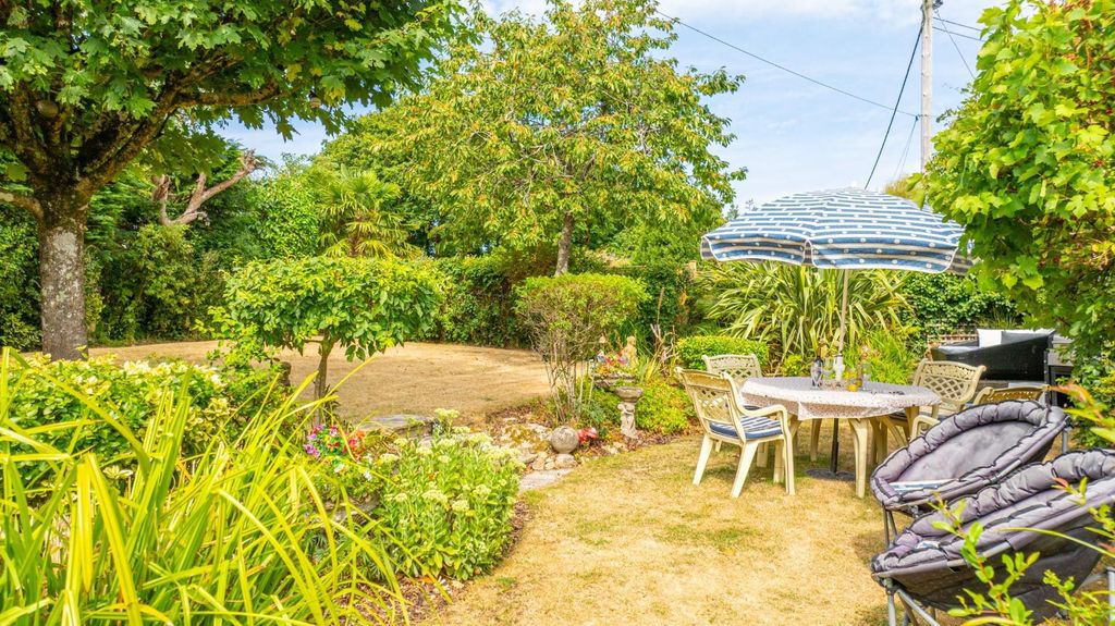 Property photo 2 of 73
