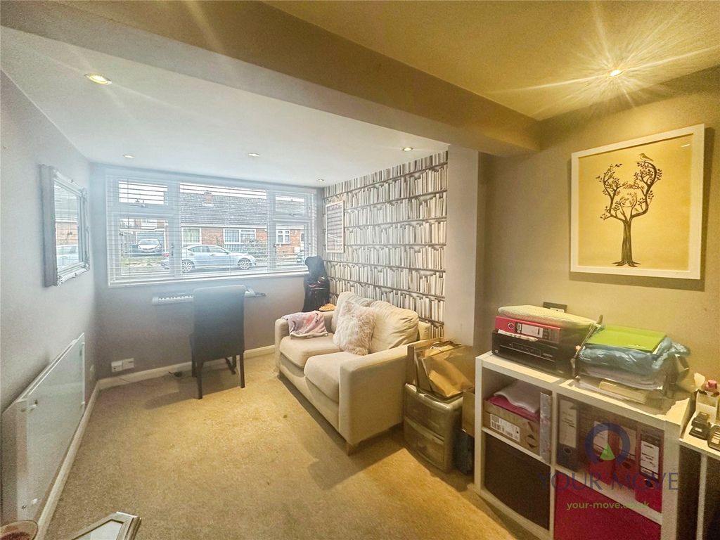 Property photo 2 of 16 Family Room