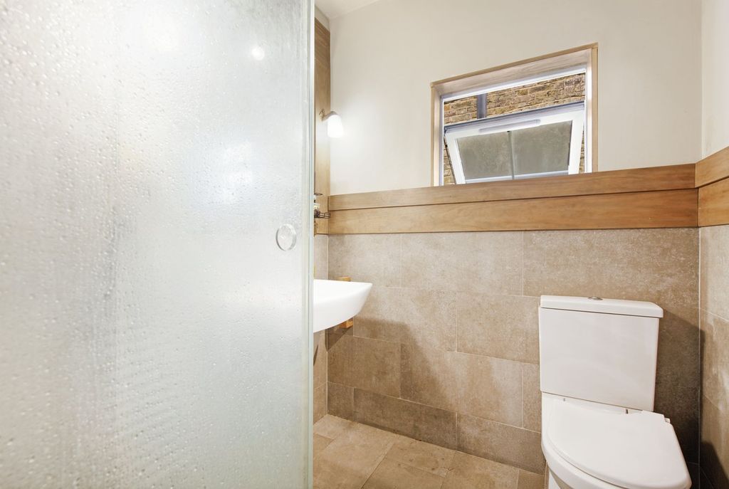 Additional image 7 of Studio for saleOutram Road, Croydon CR0