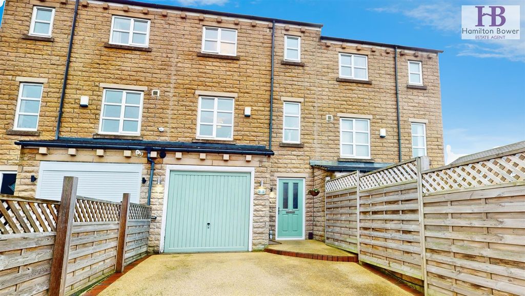 Property photo 1 of 16 F3F21Dd8-3-Corn-Mill-Fold-12042025_134537.Jpg