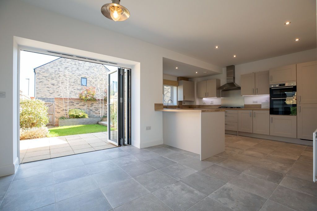 Property photo 2 of 14 Photo 2