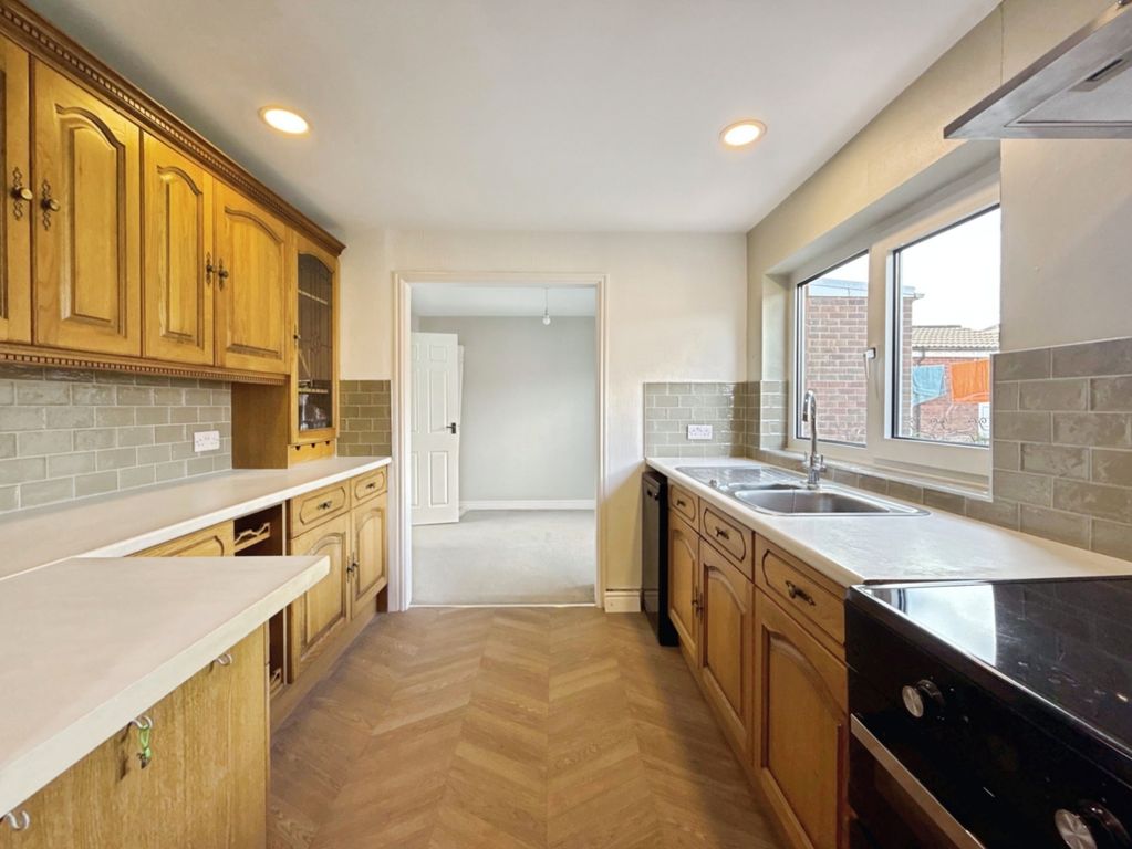 Property photo 2 of 17 Pbox-Img.Jpg