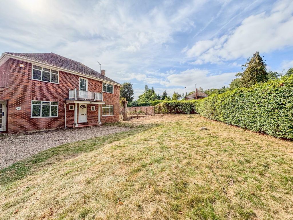 Property photo 2 of 23