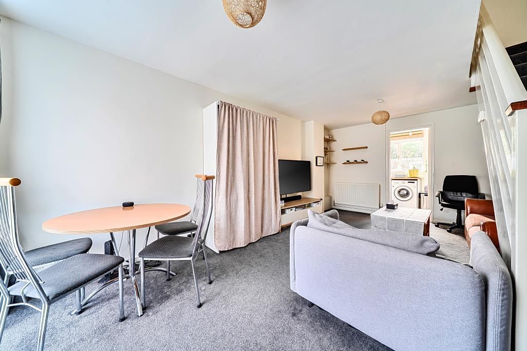 Property photo 2 of 20 Reception