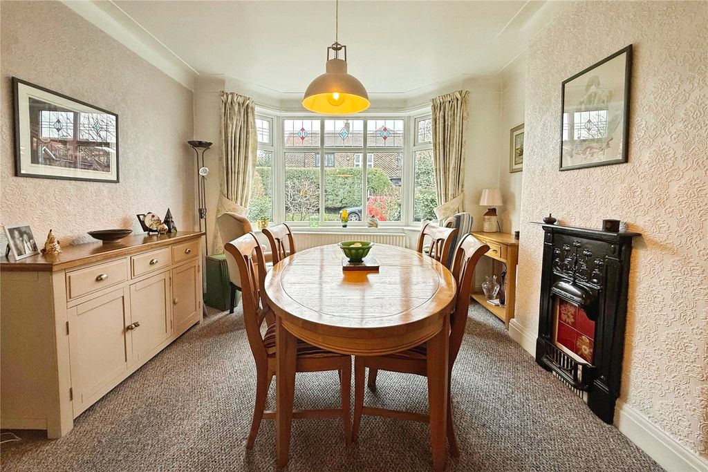 Property photo 2 of 19 Picture No. 14