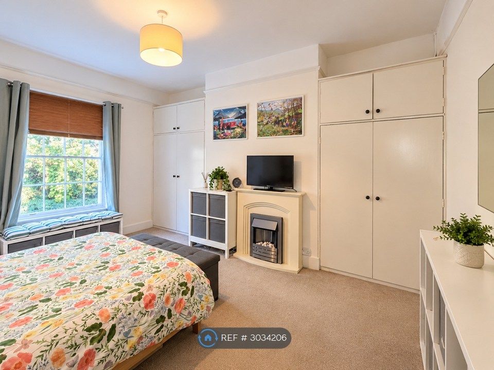 Property photo 1 of 3 Bedroom 1