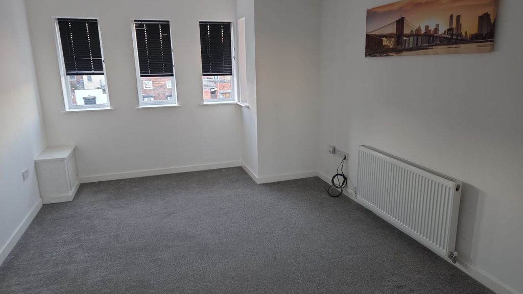 Property photo 2 of 13 Photo 4