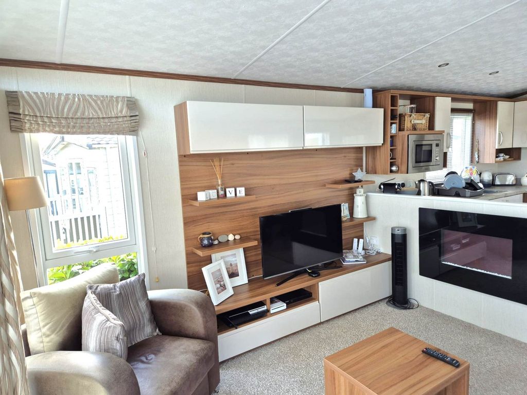 Additional image 5 of 2 bed mobile/park home for saleLlanfairpwllgwyngyll, Anglesey LL61