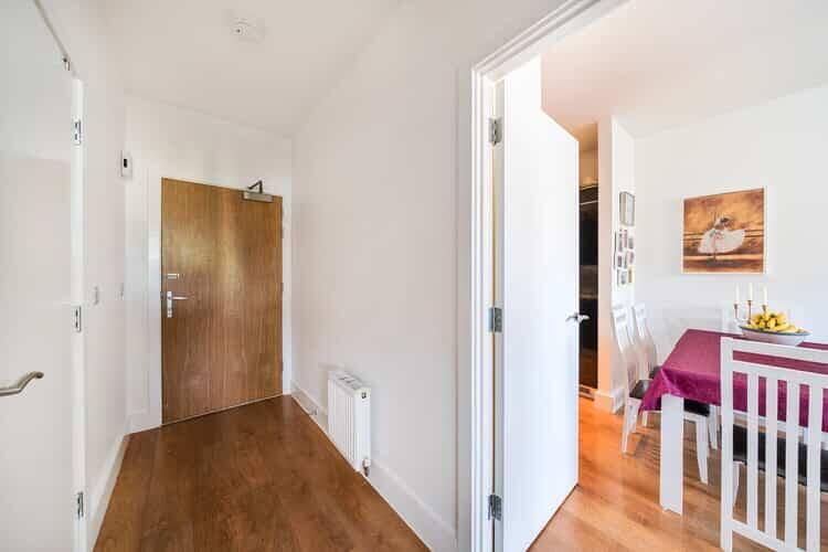 Property photo 2 of 11 Photo 1