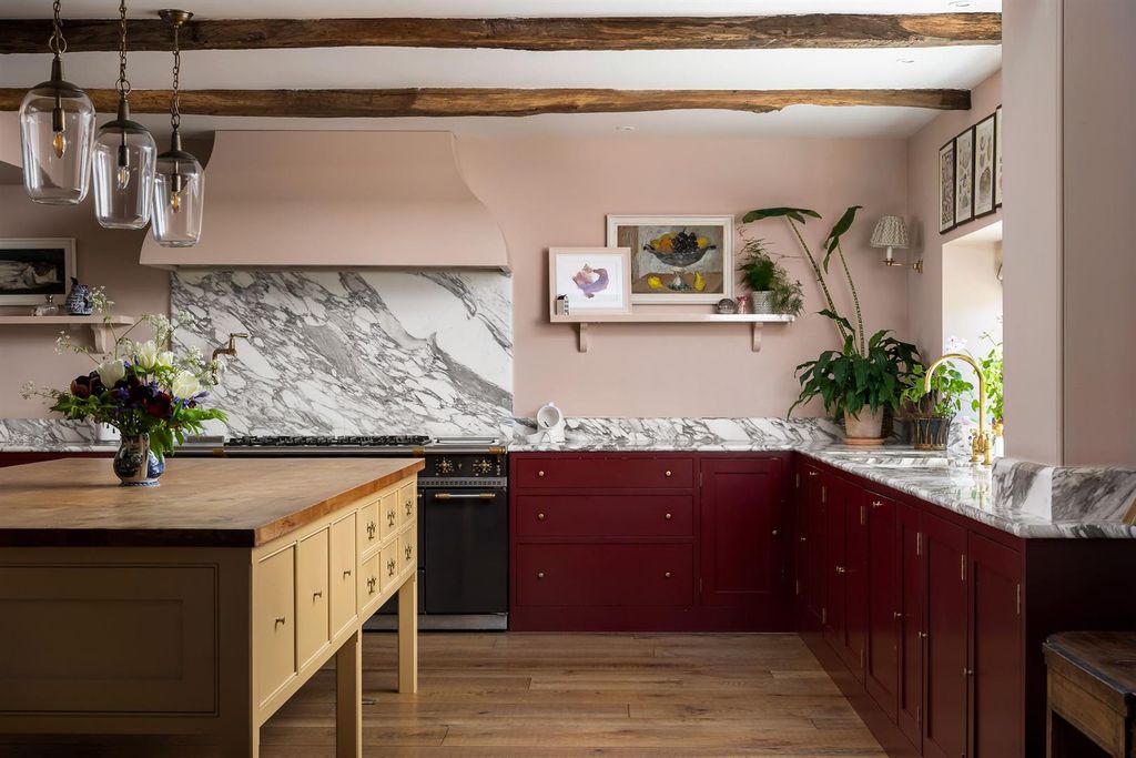 Property photo 3 of 41 50 - Norcote House - Gl7 5Rh - Web.Jpg