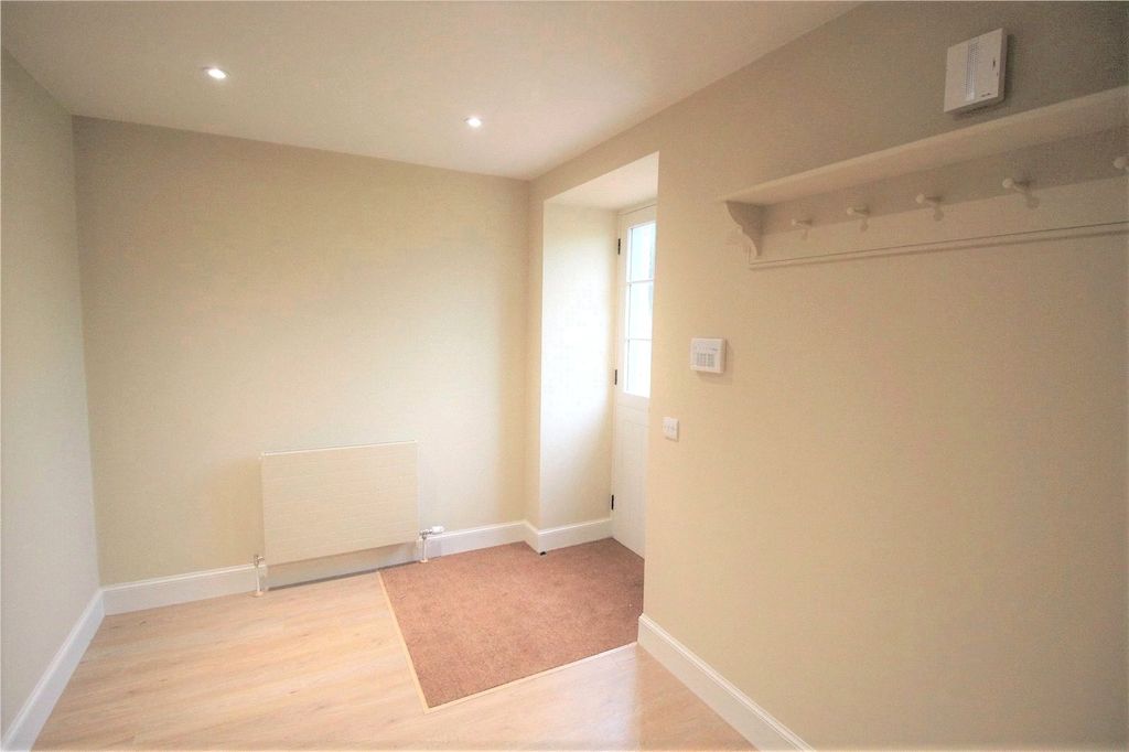 Property photo 3 of 22 Picture No. 08