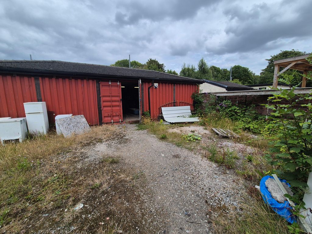 Property photo 2 of 6 Storage Yard