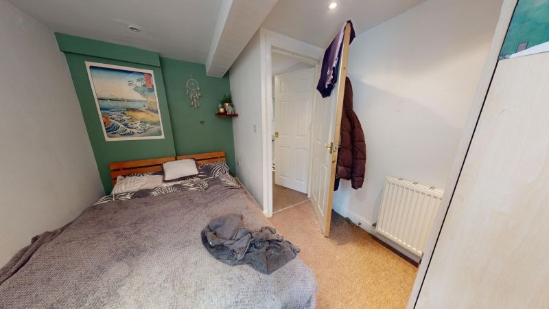 Property photo 2 of 3