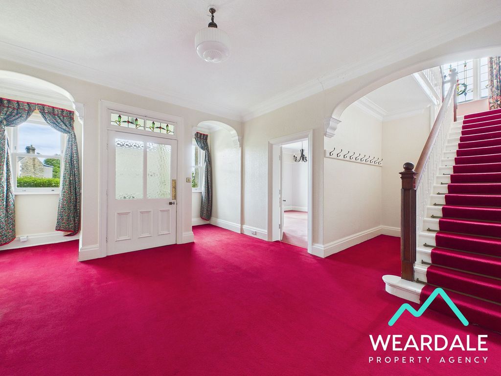 Property photo 3 of 40