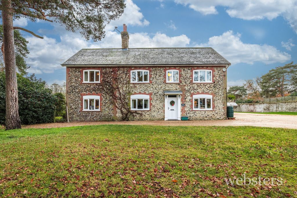 Property photo 1 of 34