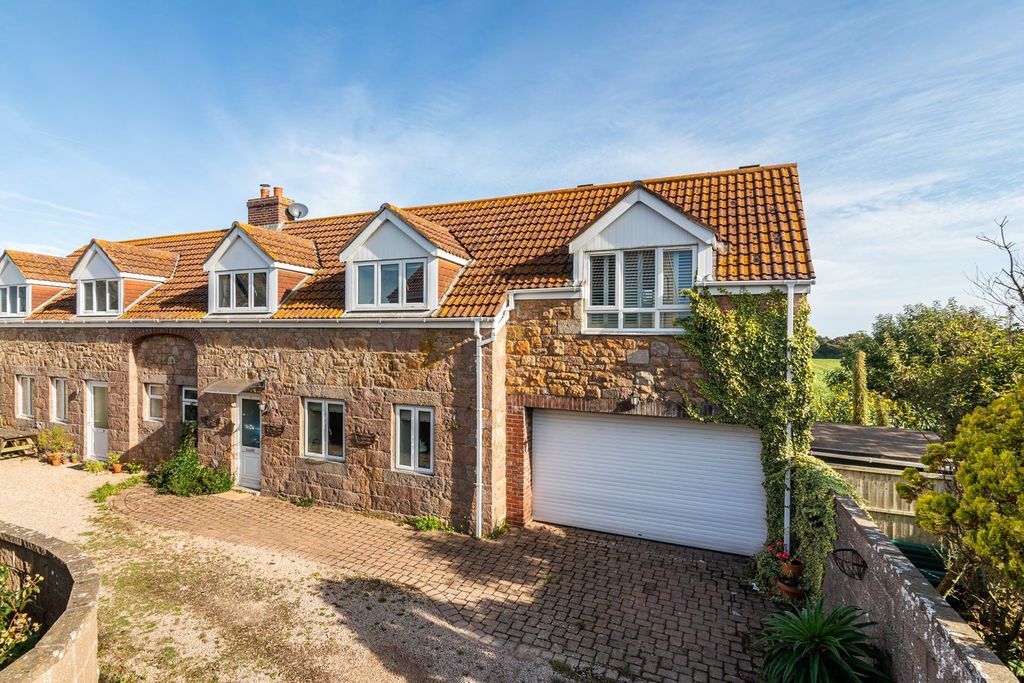 Property photo 1 of 34