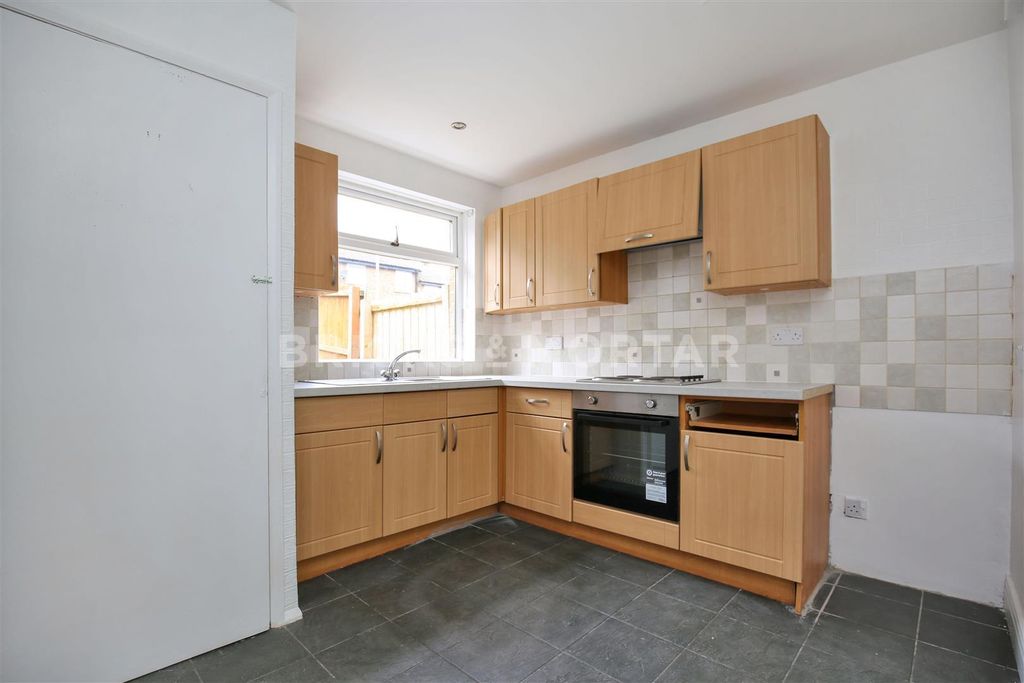 Property photo 1 of 13 J7Kbmd8Zg0Q52Jl1Oliwvq.Jpg