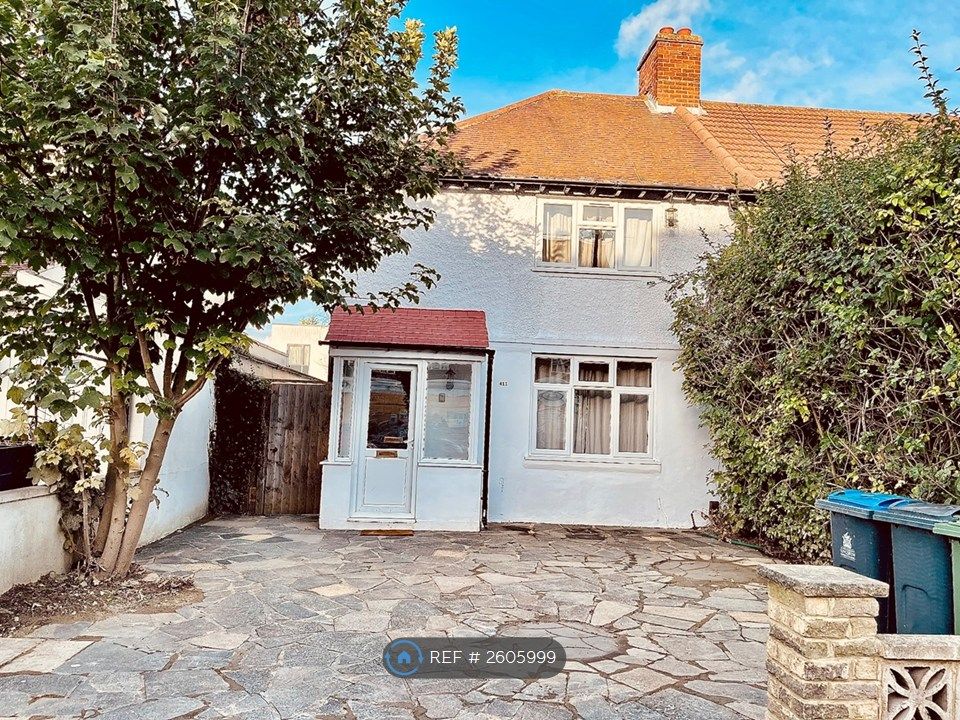 Property photo 3 of 25