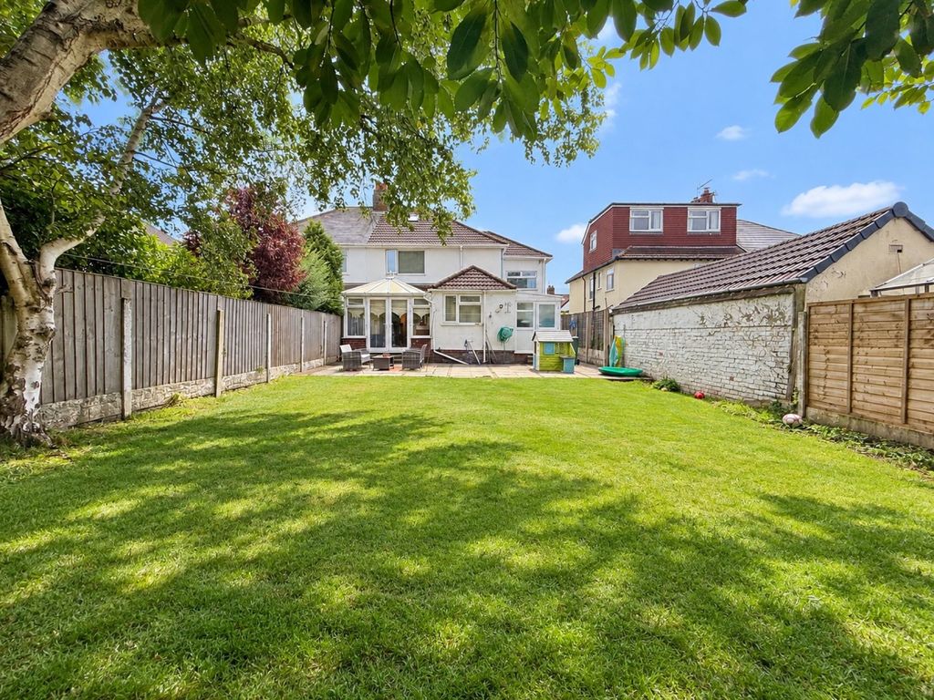 Property photo 3 of 22