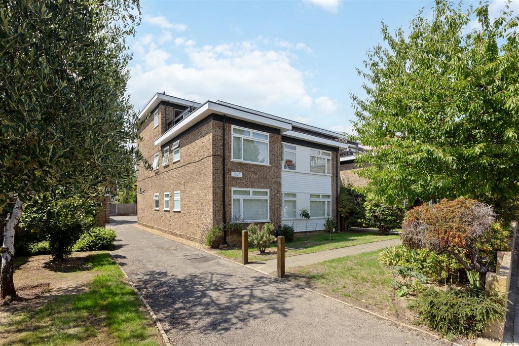 Property photo 1 of 10 External