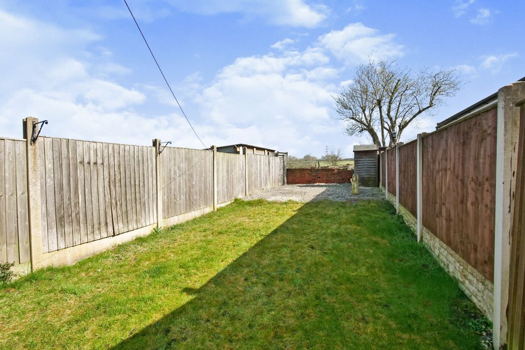 Property photo 2 of 7