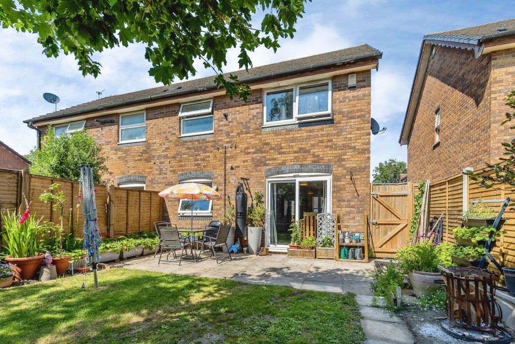 Property photo 2 of 14