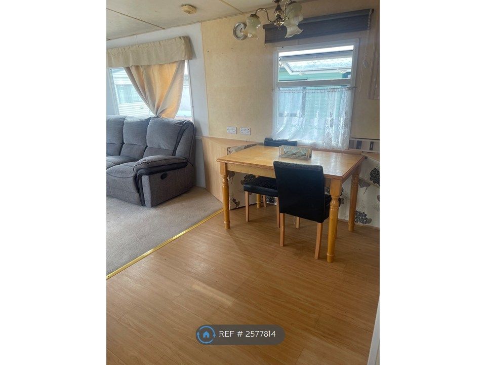 Property photo 3 of 13 Dining Area