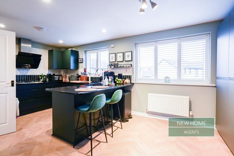 Property photo 3 of 38 Photo 16