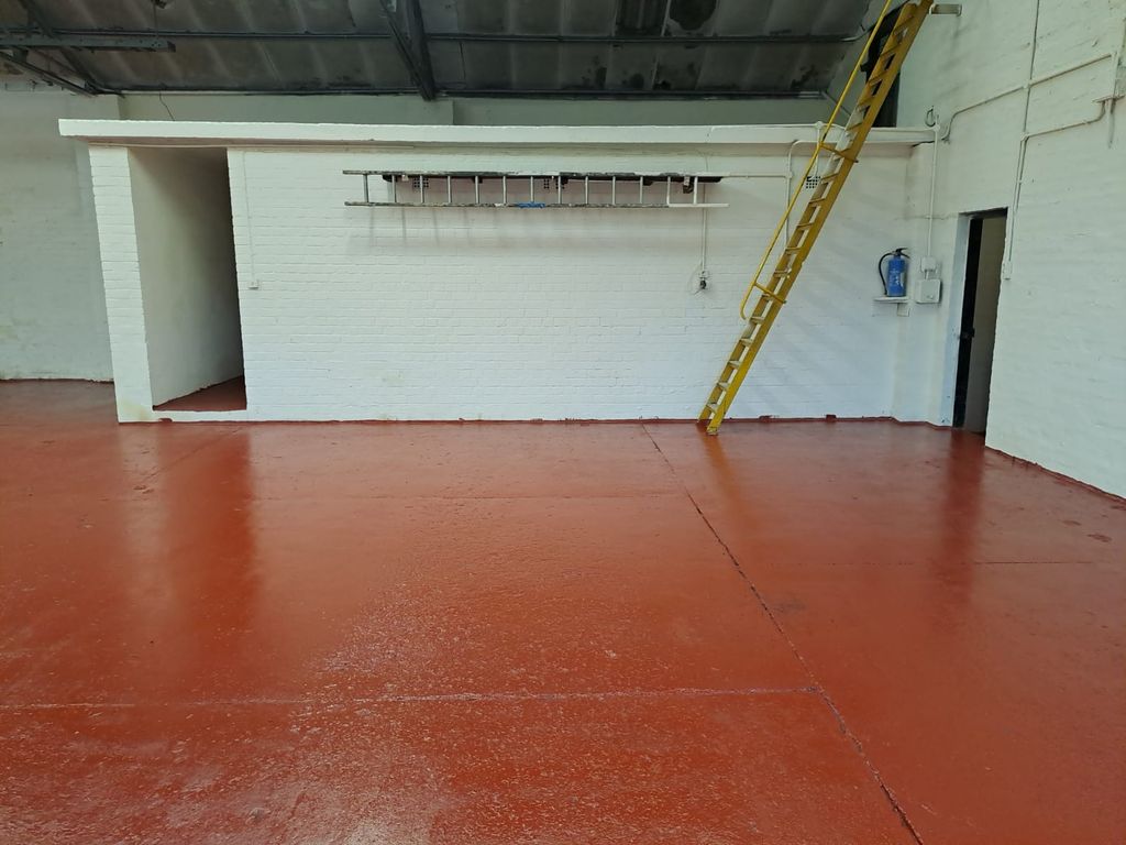 Property photo 1 of 4