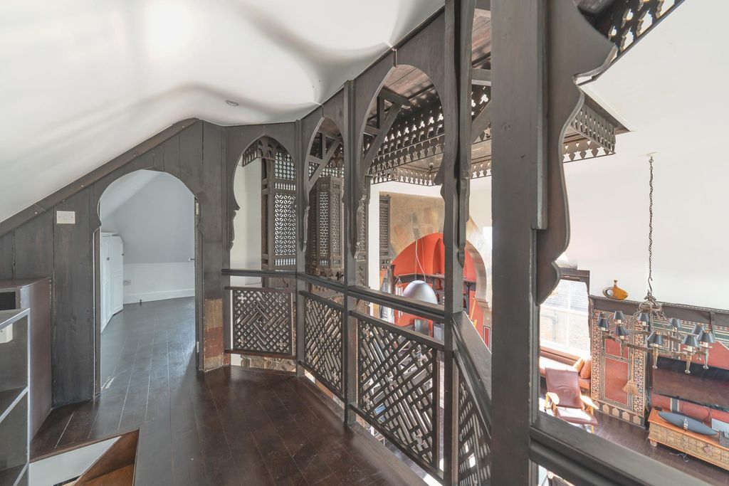 Property photo 3 of 37 Photo 3