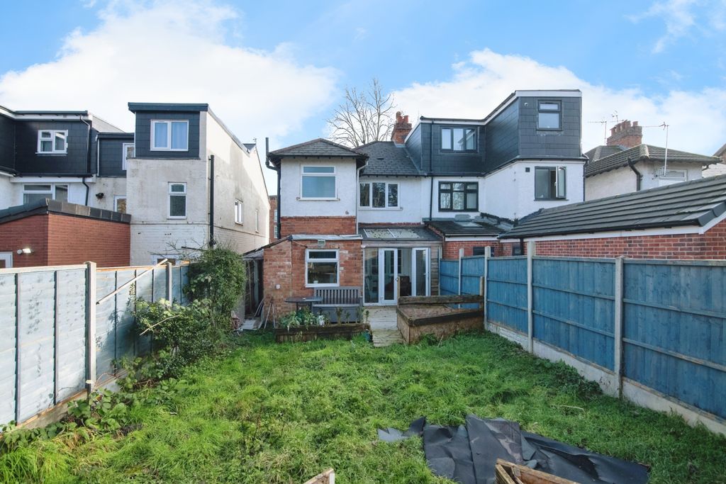 Property photo 1 of 15
