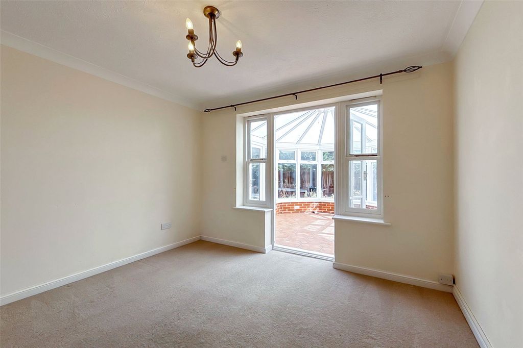 Property photo 3 of 19 Picture No. 39