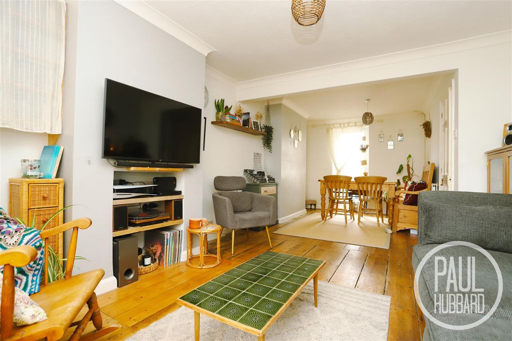 Property photo 2 of 16 Img_1947.Jpg