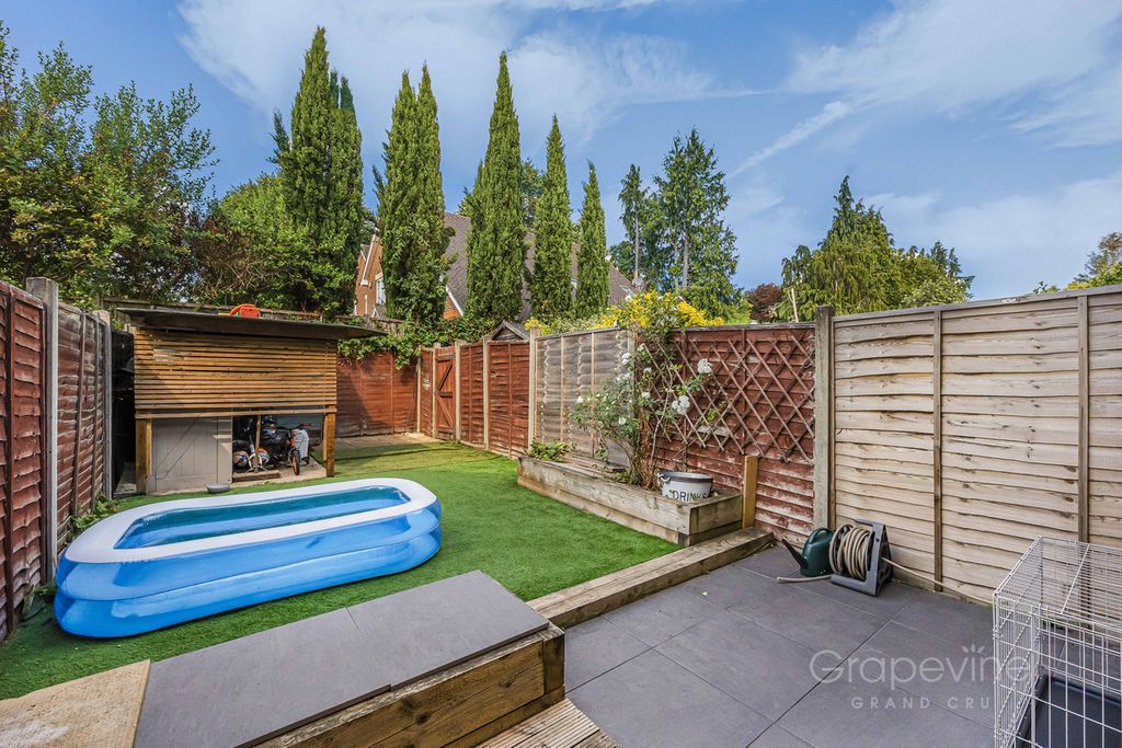 Property photo 2 of 15