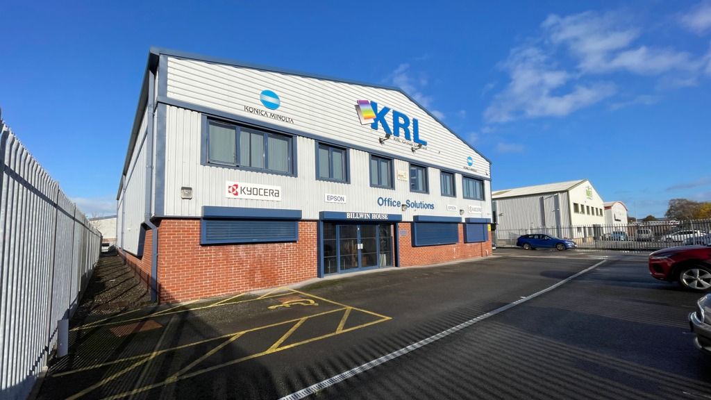 Property photo 1 of 8 Photo 6