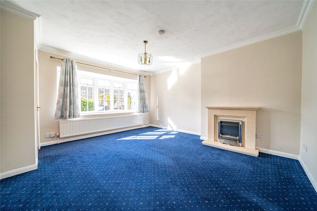 Property photo 2 of 10 Picture No. 37
