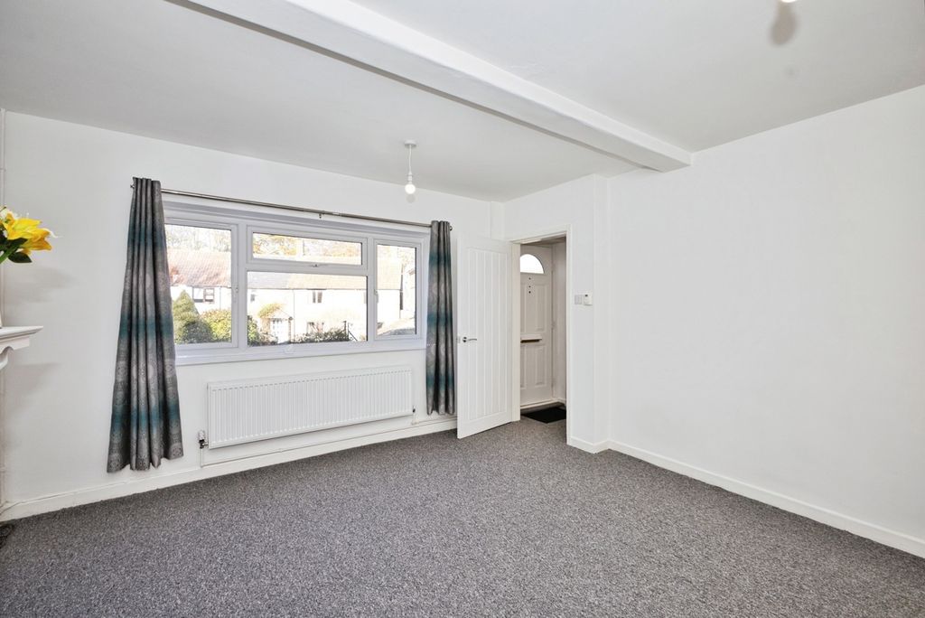 Property photo 3 of 17 Photo