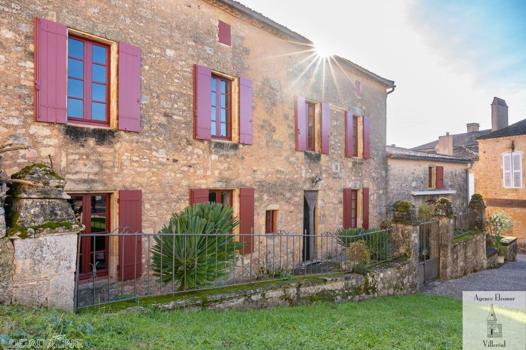 Property photo 2 of 23