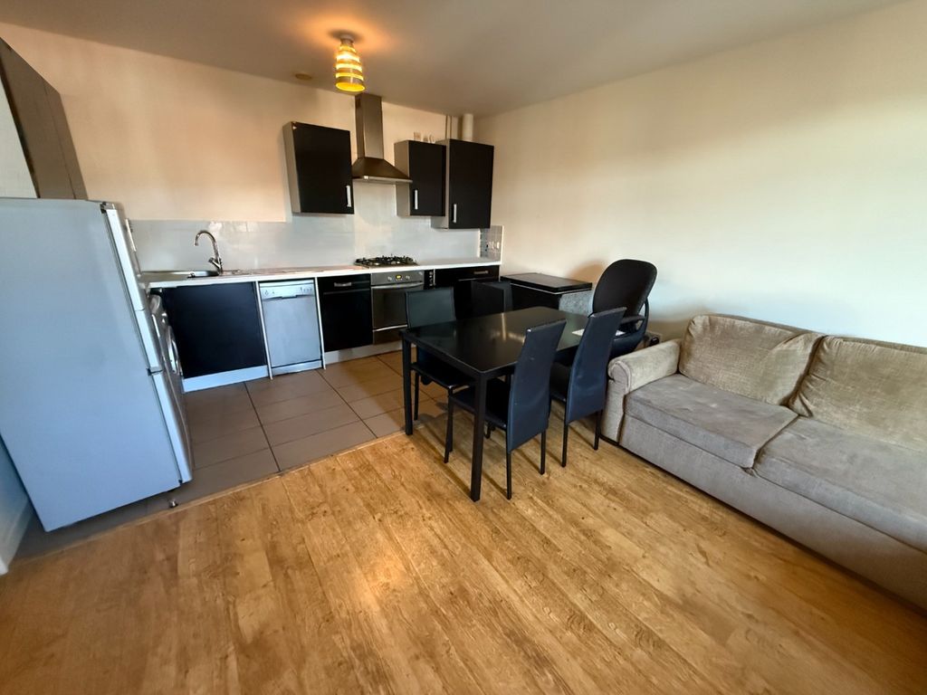 Property photo 3 of 5 4980135