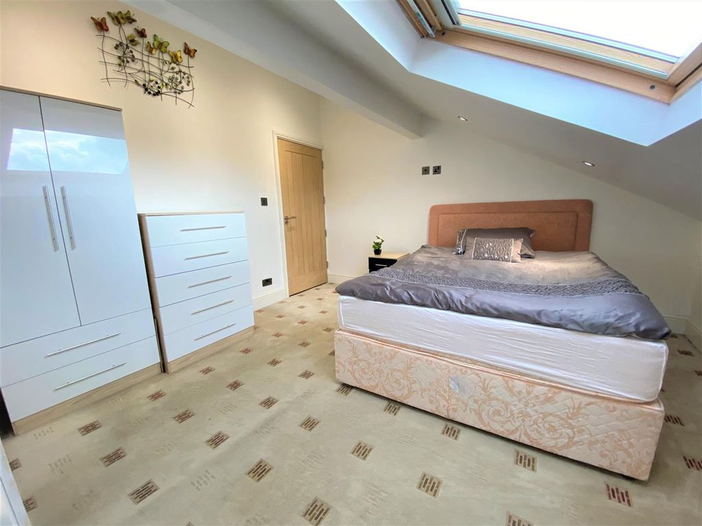 Property photo 3 of 10 Coniston6B.Jpg