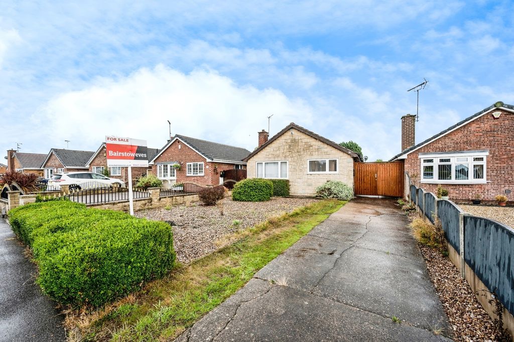 Property photo 1 of 17 Front