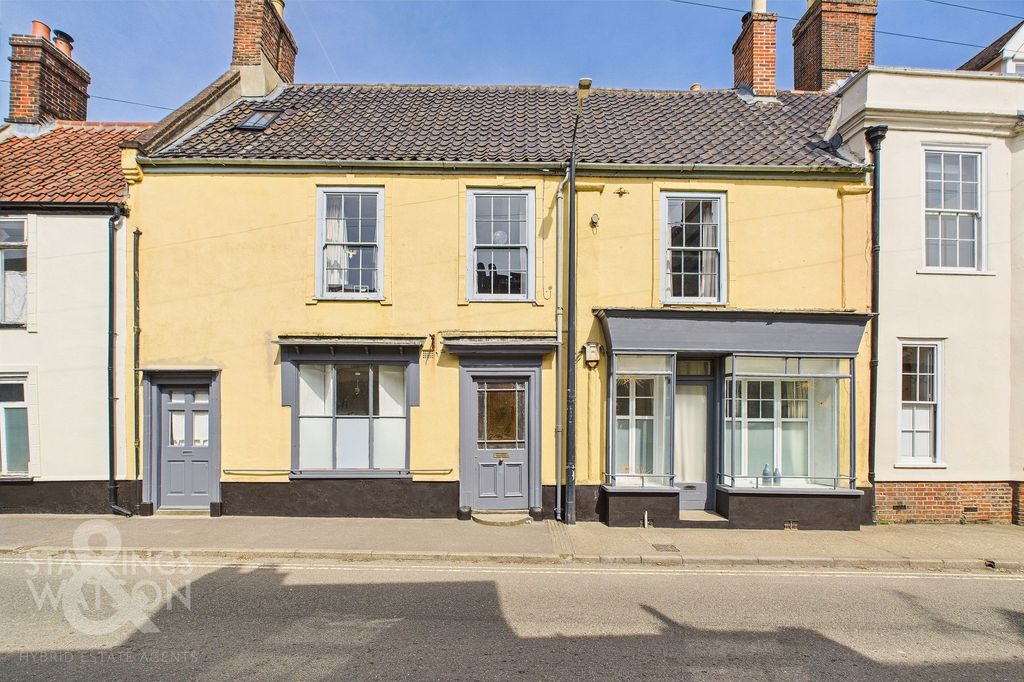 Property photo 1 of 21