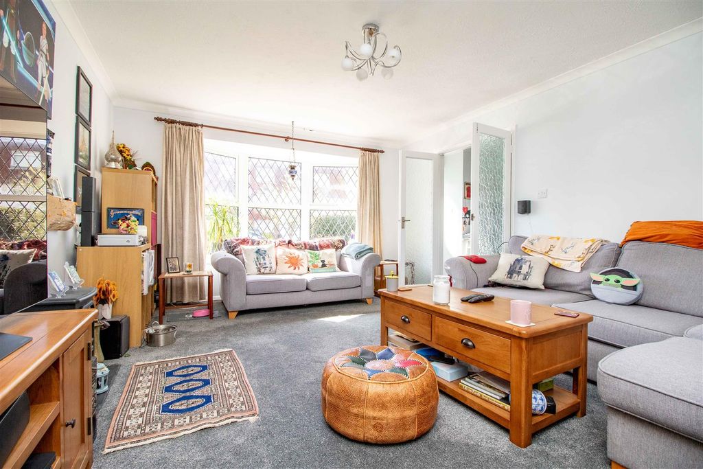 Property photo 3 of 15 Rusper-10.Jpg