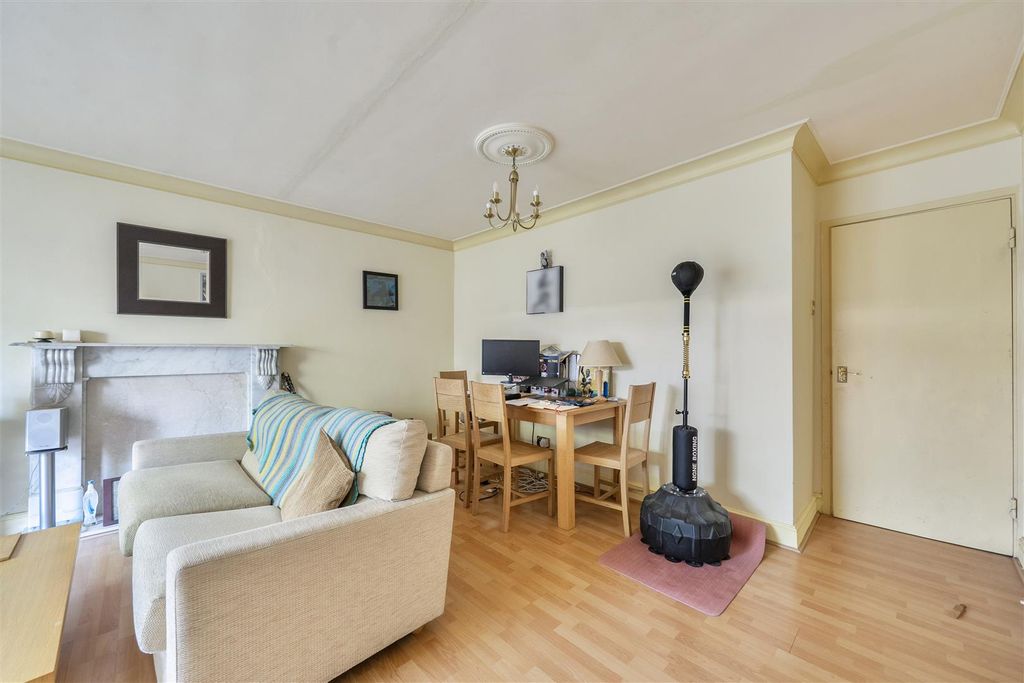 Property photo 3 of 14 1469071-2-6A16B0Be0d3c0.Jpg