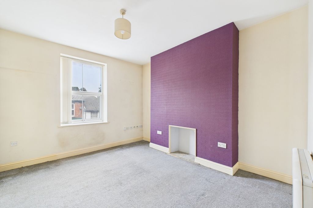 Property photo 2 of 6 Living Room