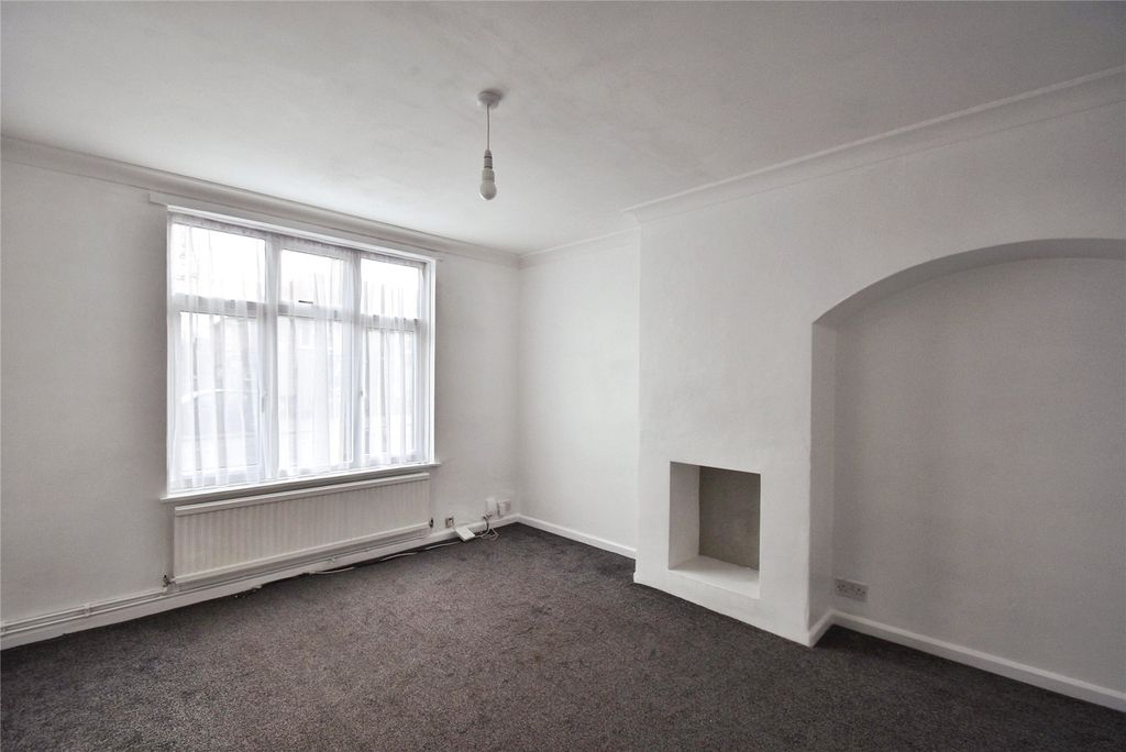 Property photo 2 of 16 Reception Room