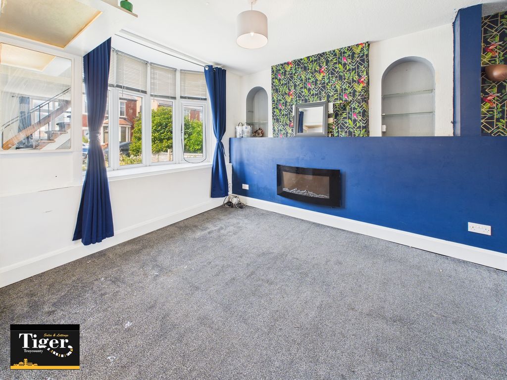 Property photo 2 of 9 Cam02176G0-Pr0669-Still001